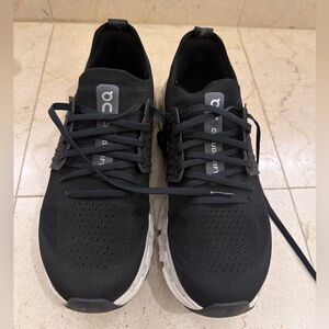 On Running Men's Black and White Athletic Shoes